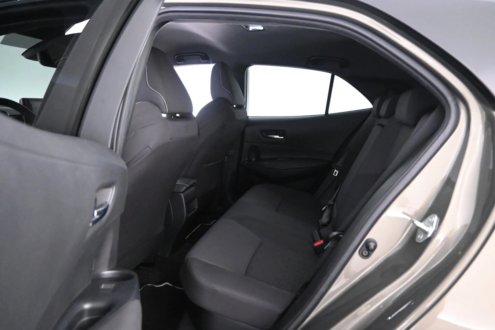 Car Image - 4efchPgBh3B0PKwiBlJhpX