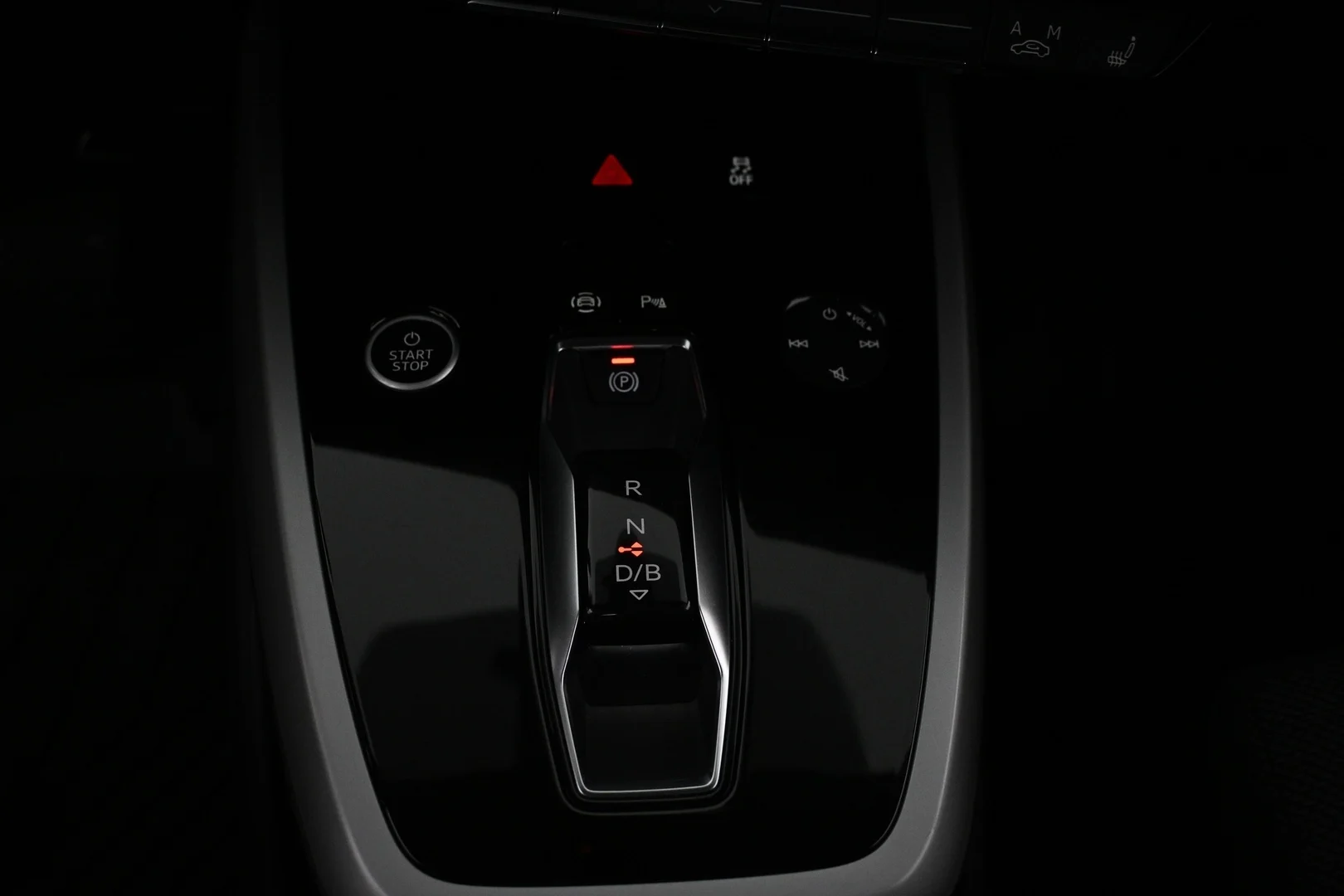 Car Image - 5OPfkUAeSJnpG5qcFNoyOm