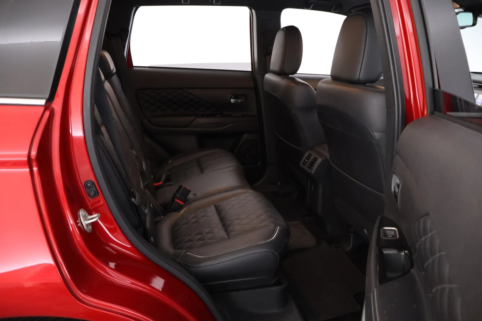 Car Image - 6URRSDrHcwxymdVMt4LRqa