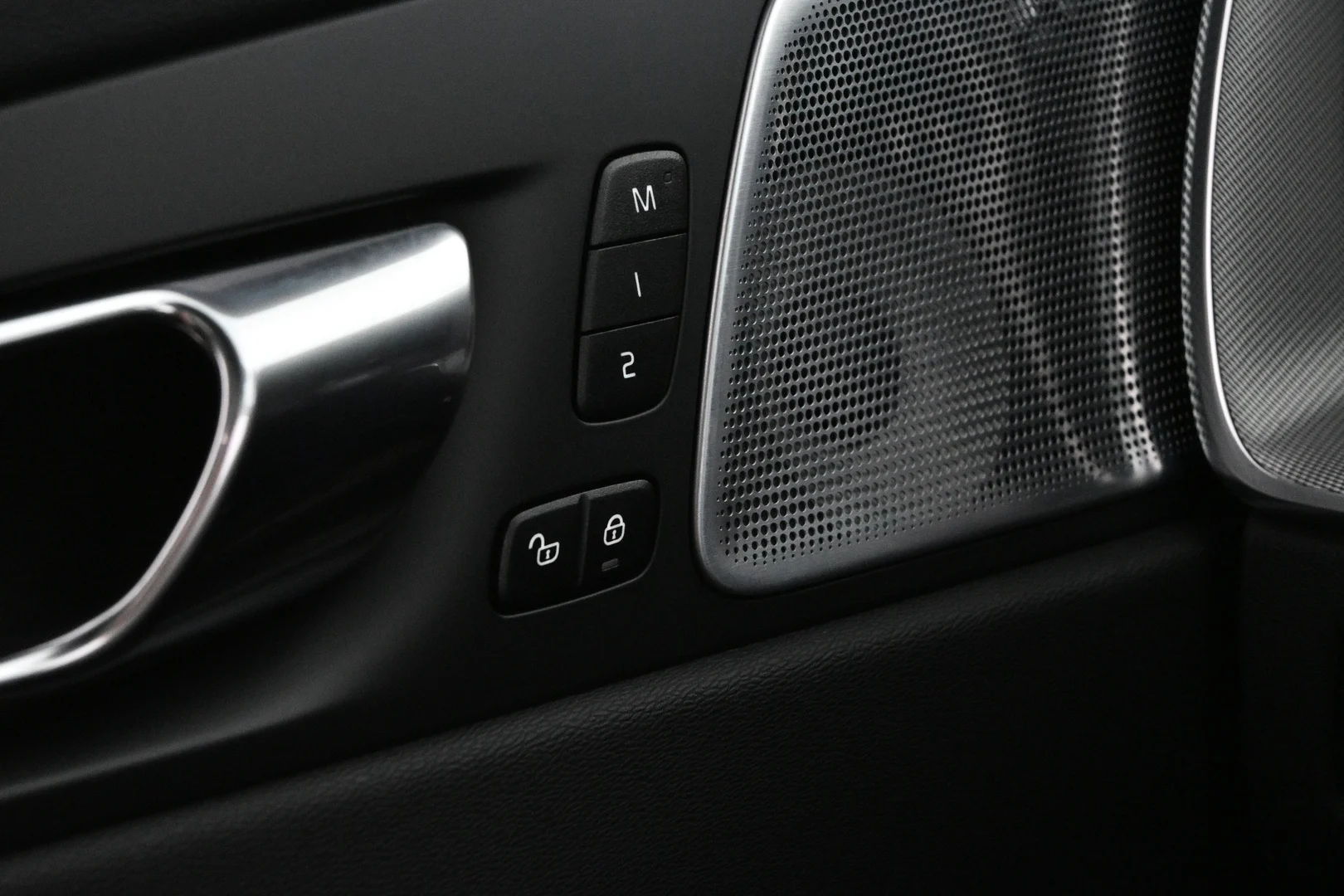 Car Image - 3CBk00xtPXiJCIot59eplS