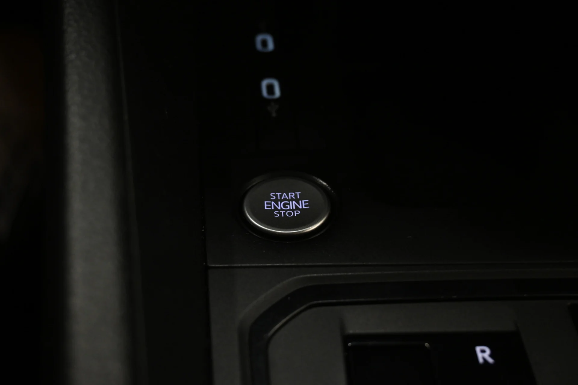 Car Image - 7zeitTk3RE76c5giil8nCU