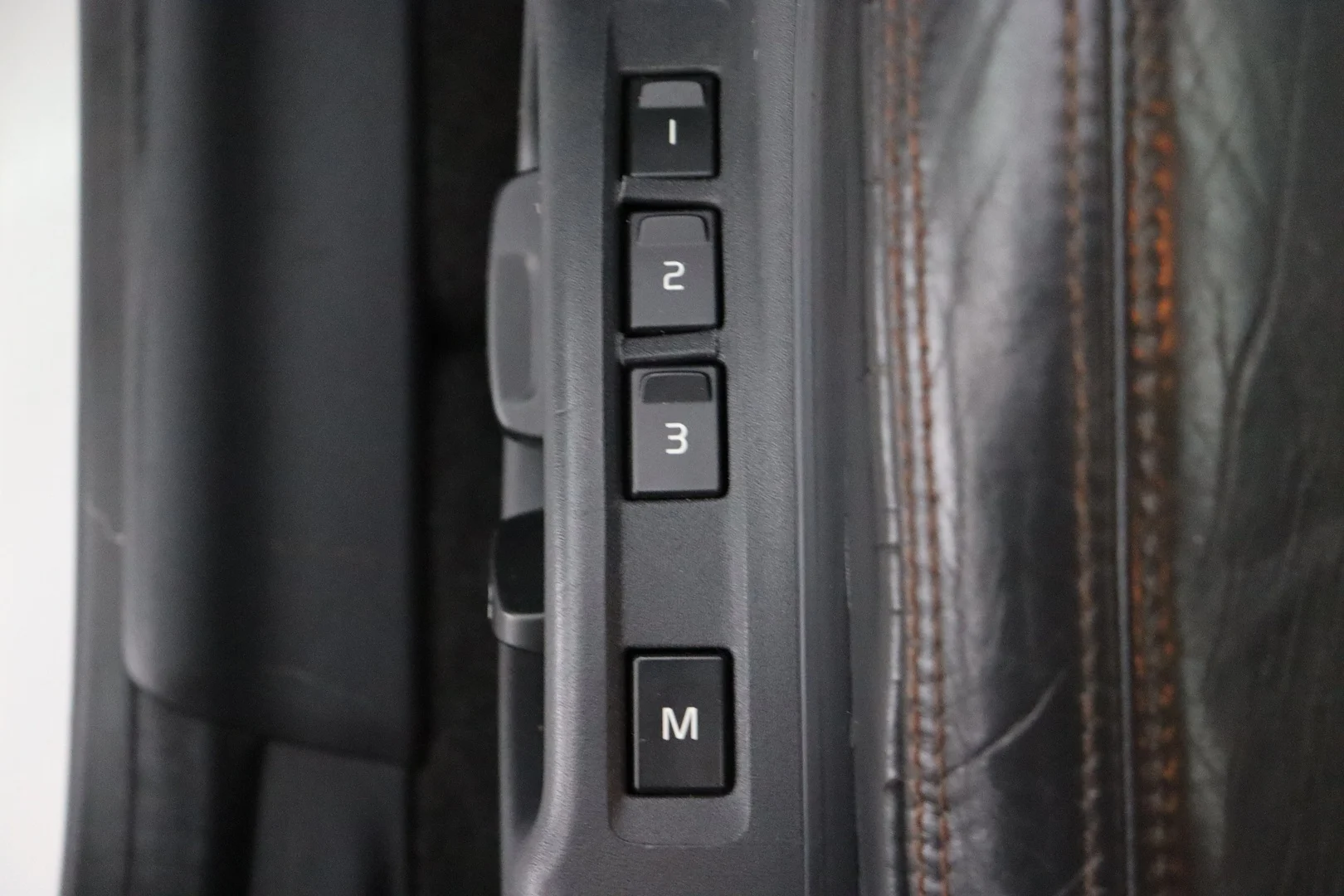 Car Image - 6C1GRVdaTu2cnsf7SyteoQ
