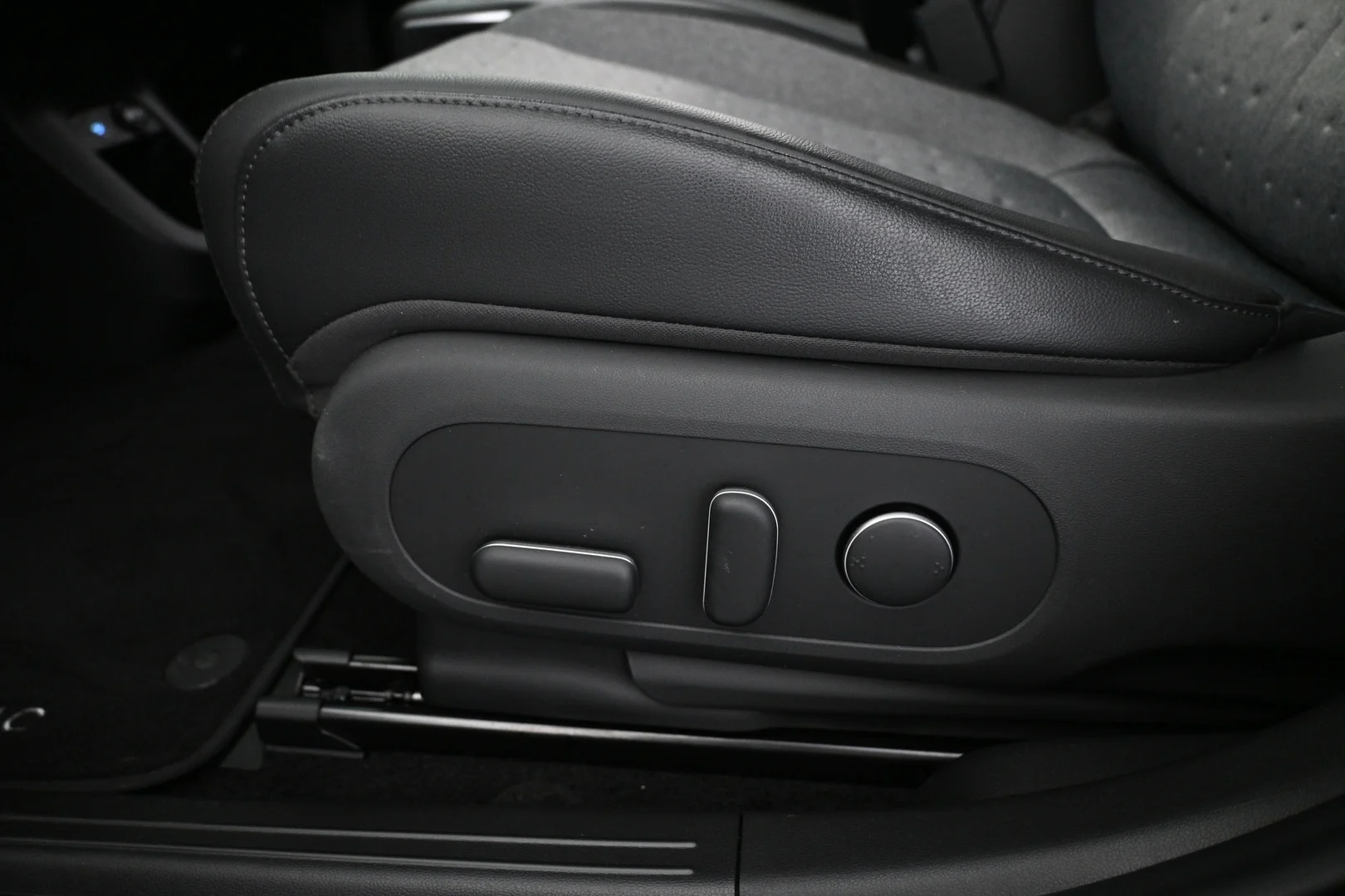 Car Image - 7r98tT9PdOCmBu5s0efqHT