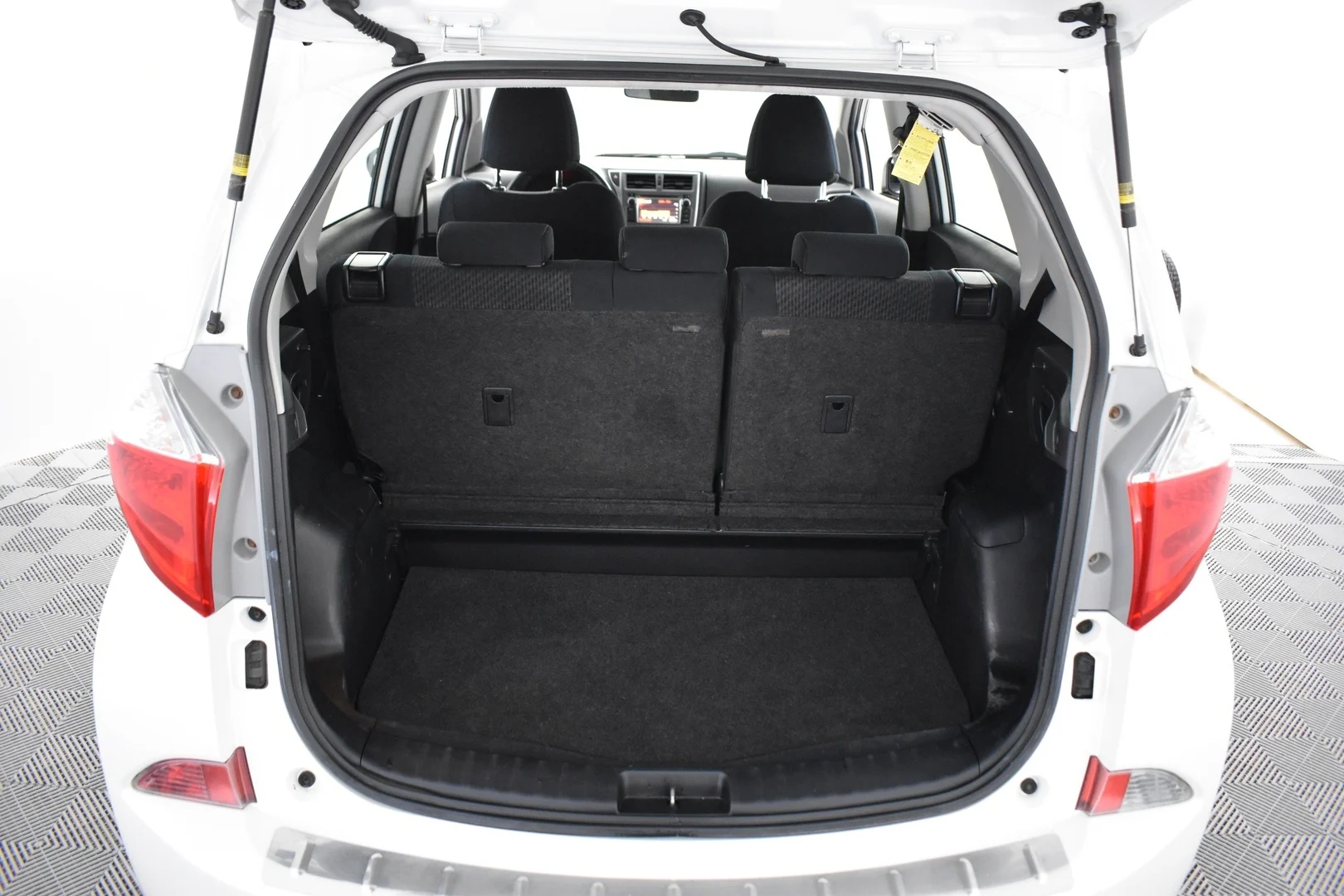 Car Image - 7o2qwgQyyuS6FVMHKNV0n2