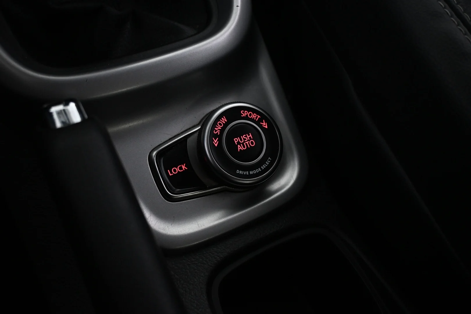 Car Image - 1Y1Uo86thGo5VNhpZWtDa8