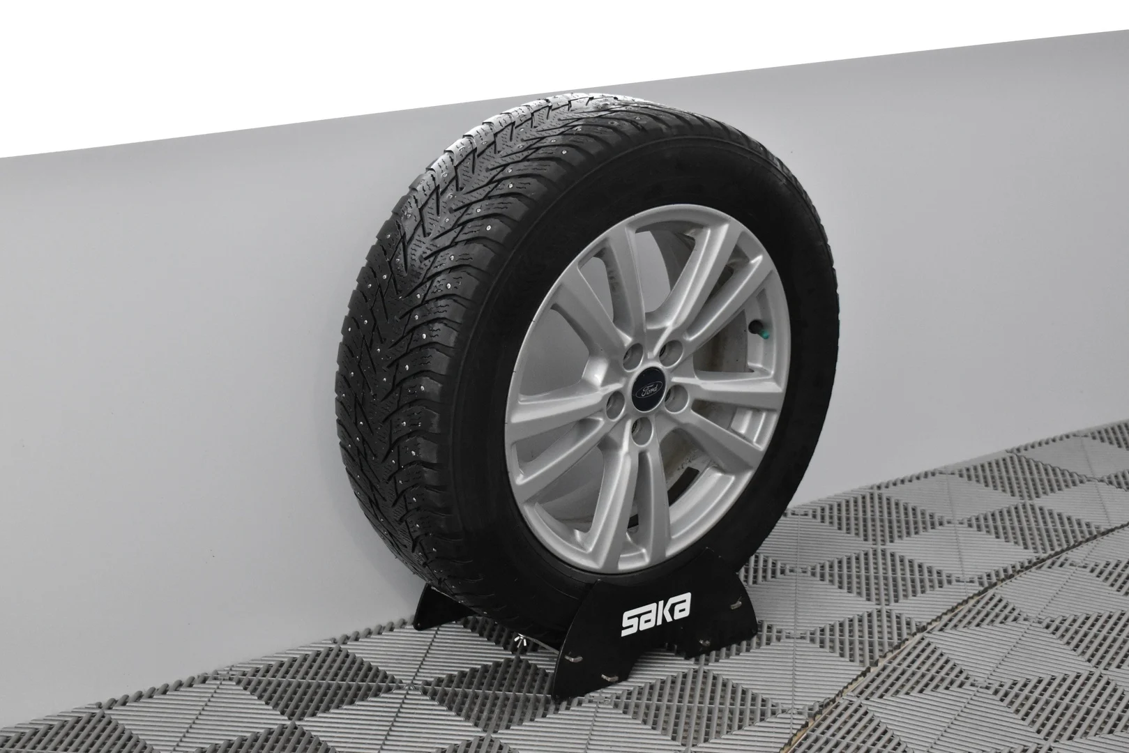 Car Image - 5Ieg6xDJsmDG4GdU3vpEKN