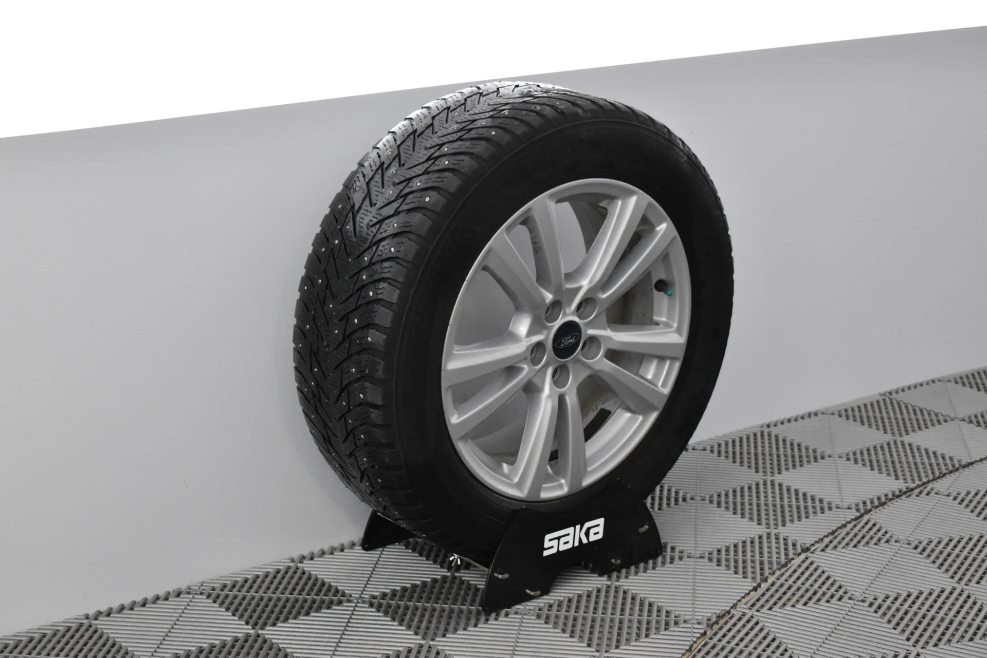 Car Image - 5Ieg6xDJsmDG4GdU3vpEKN