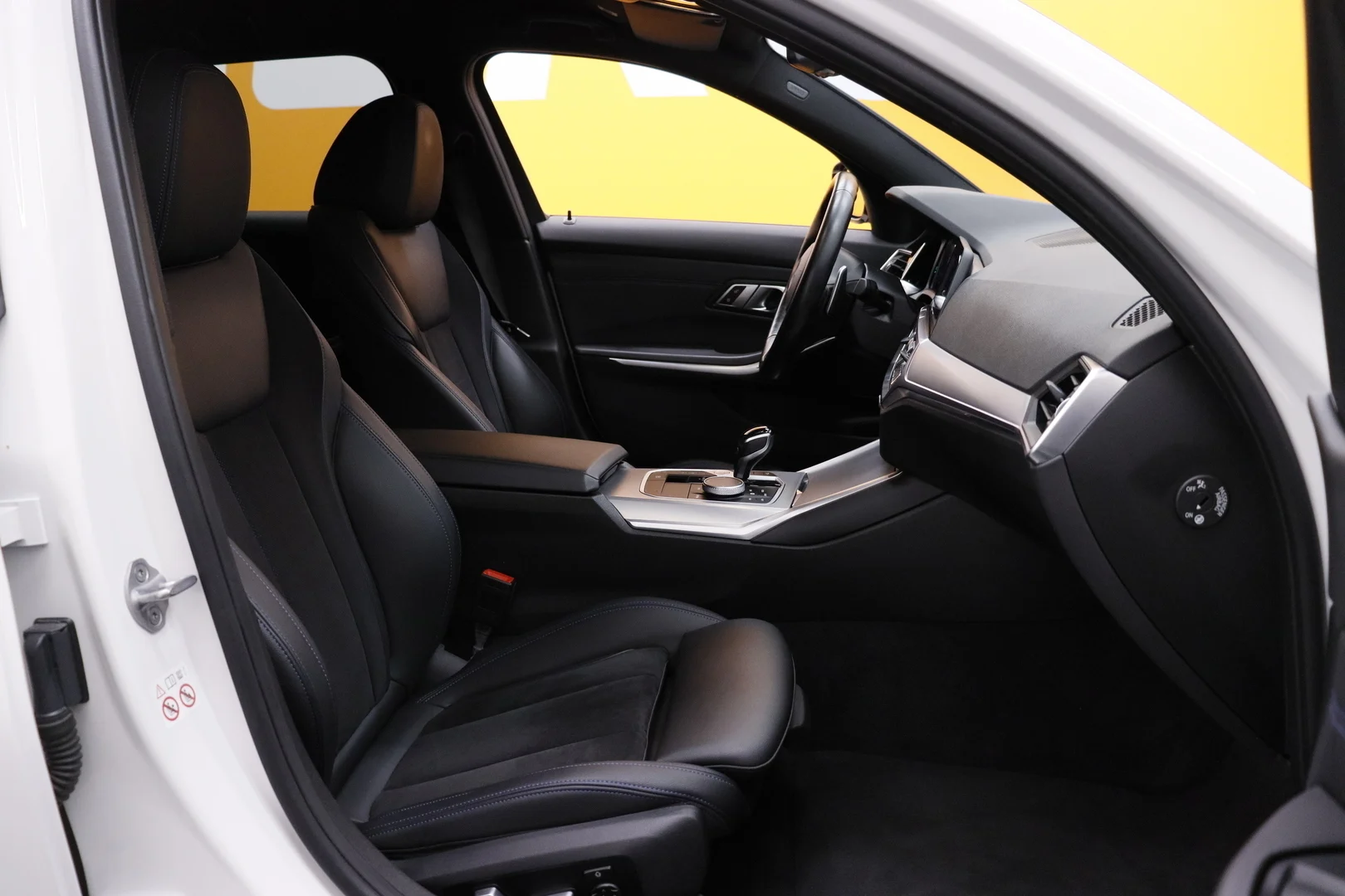 Car Image - 7jdgzPUv8iWOnO3XWdvhPH