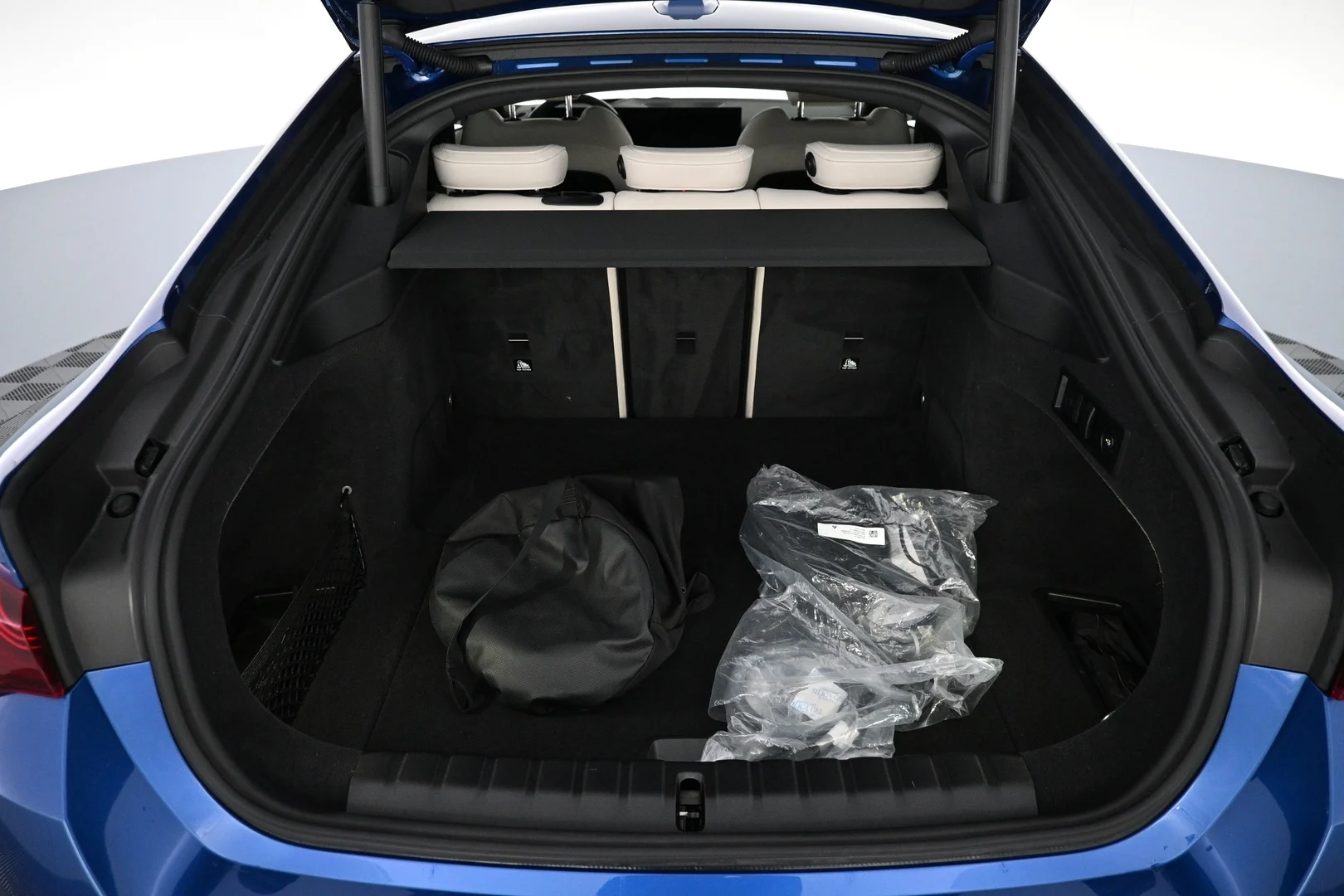 Car Image - 2JBZvxN92y9Liv4MJbcXZE