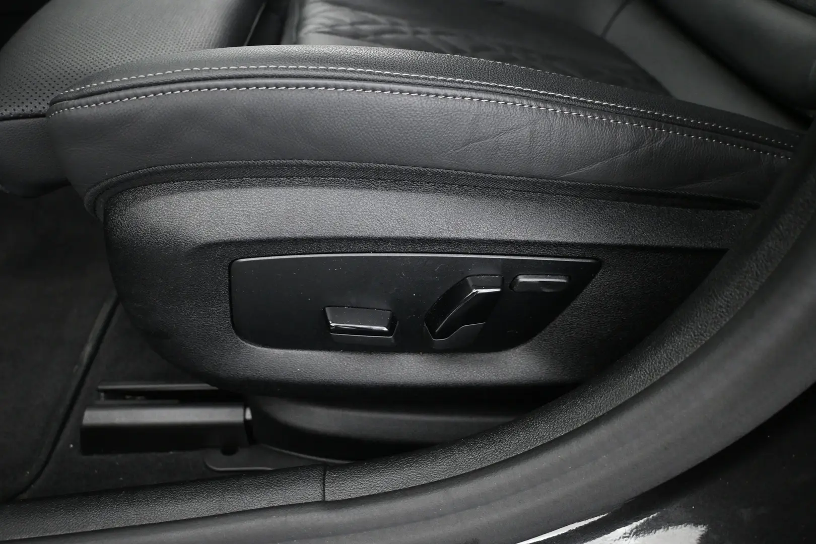 Car Image - 4CFbsftWQ6f1ESiVdTc7f
