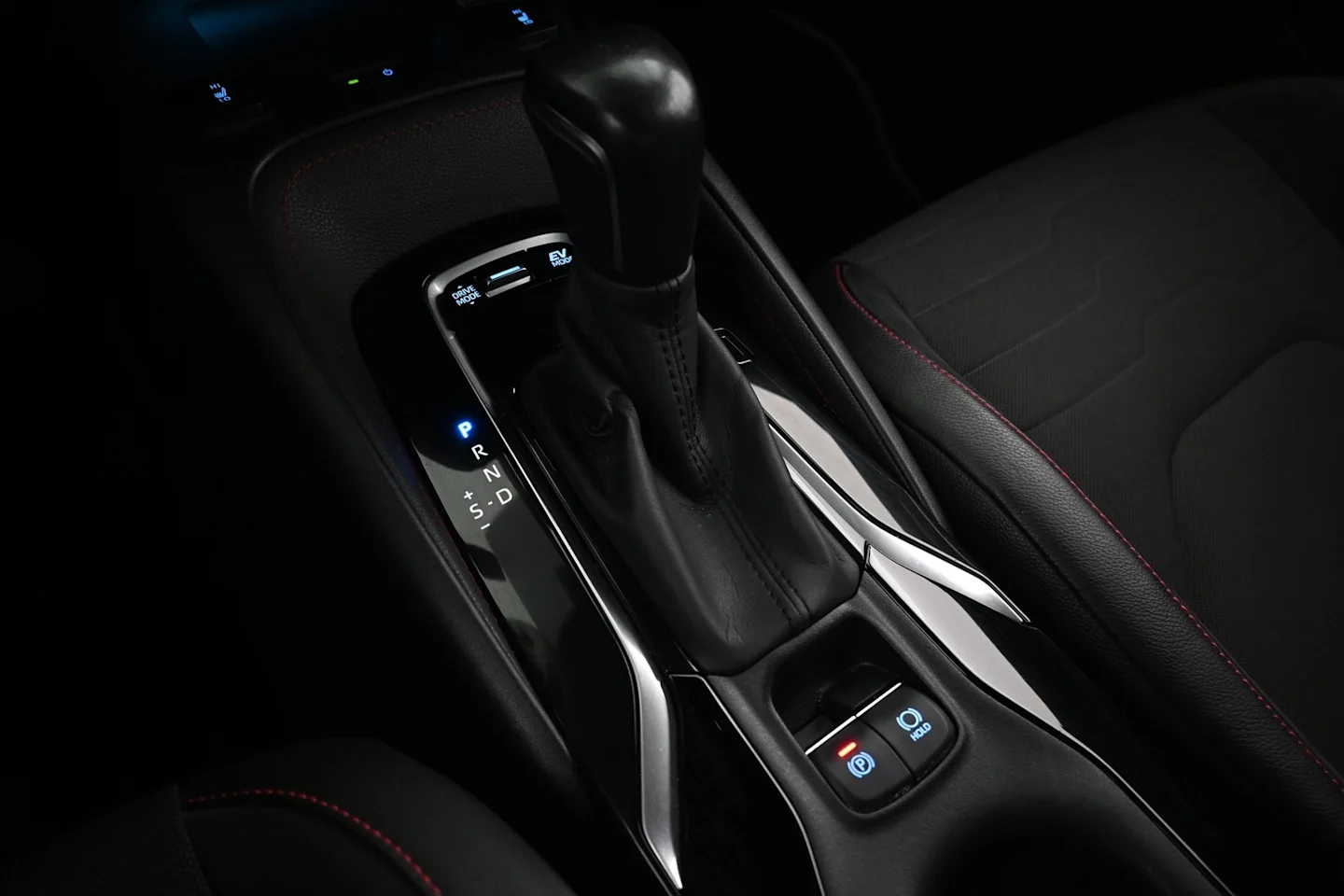 Car Image - 1Vr30HtVO6SFn3jMo4Mguj