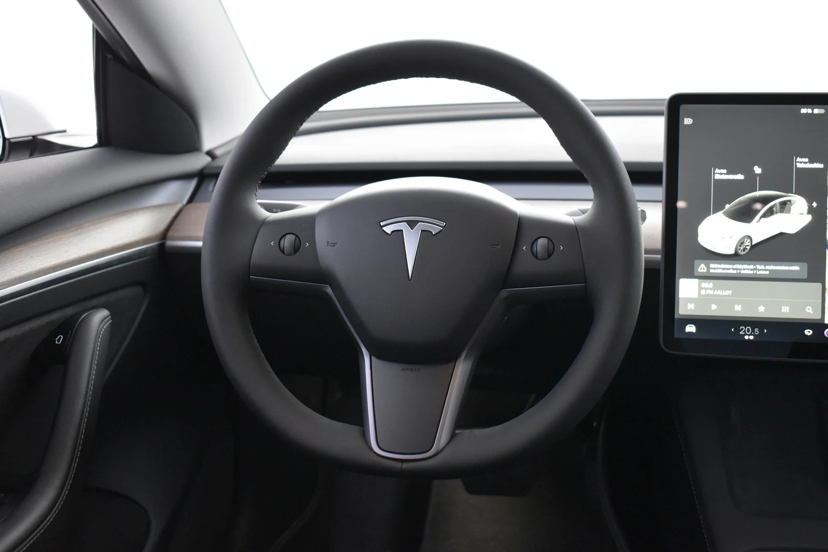 Car Image - 6FFhHSCU7DDUEzv8pcMfkY