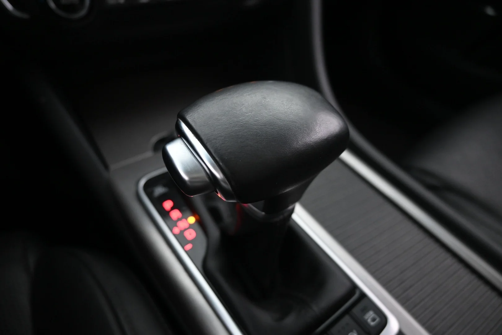Car Image - 2iKhYbbW1Hu2n5Qz9ydLwJ