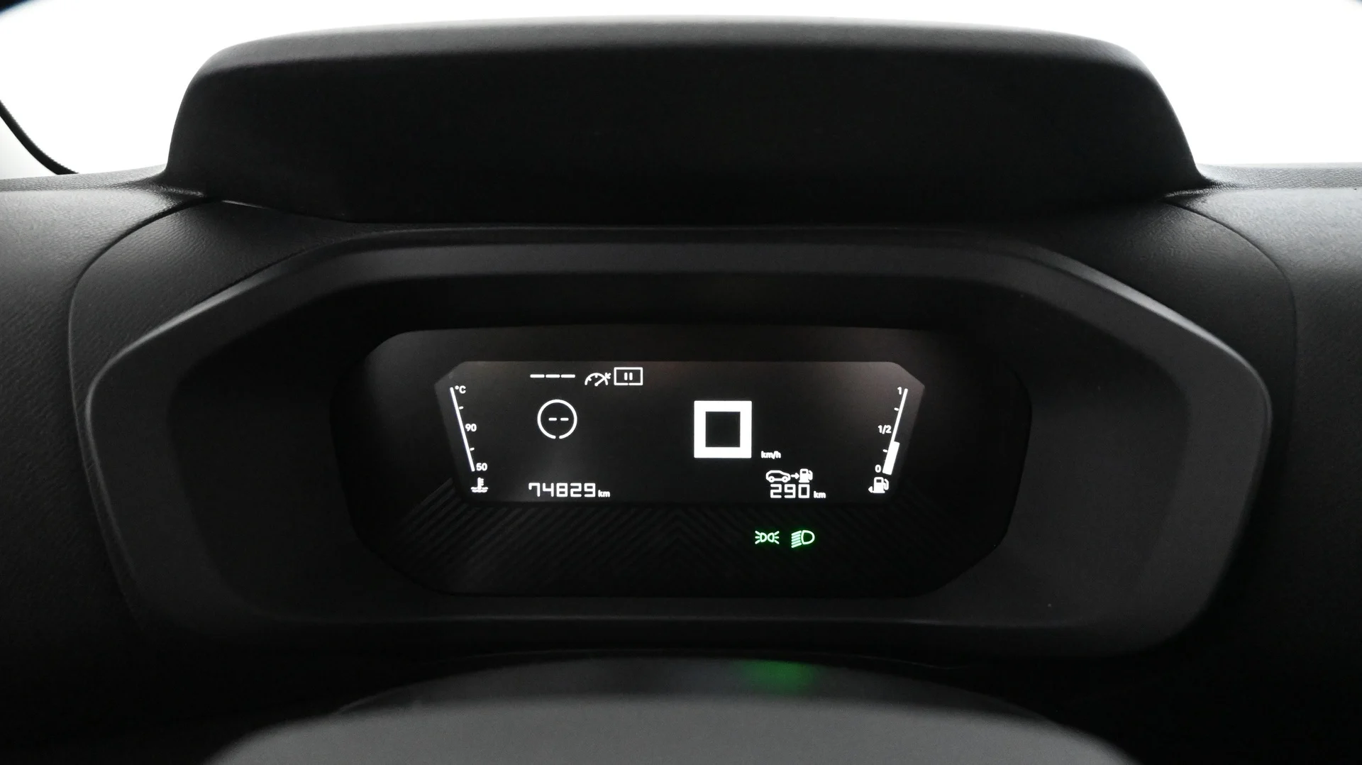 Car Image - pW7EKrHBoFm1Vm0ywpbNw