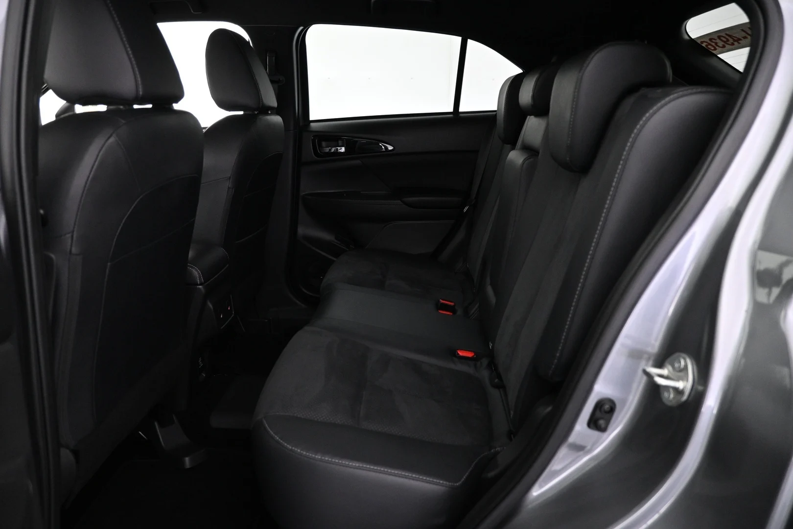 Car Image - 6PMyCMDvUGKzWWhAoUsTci