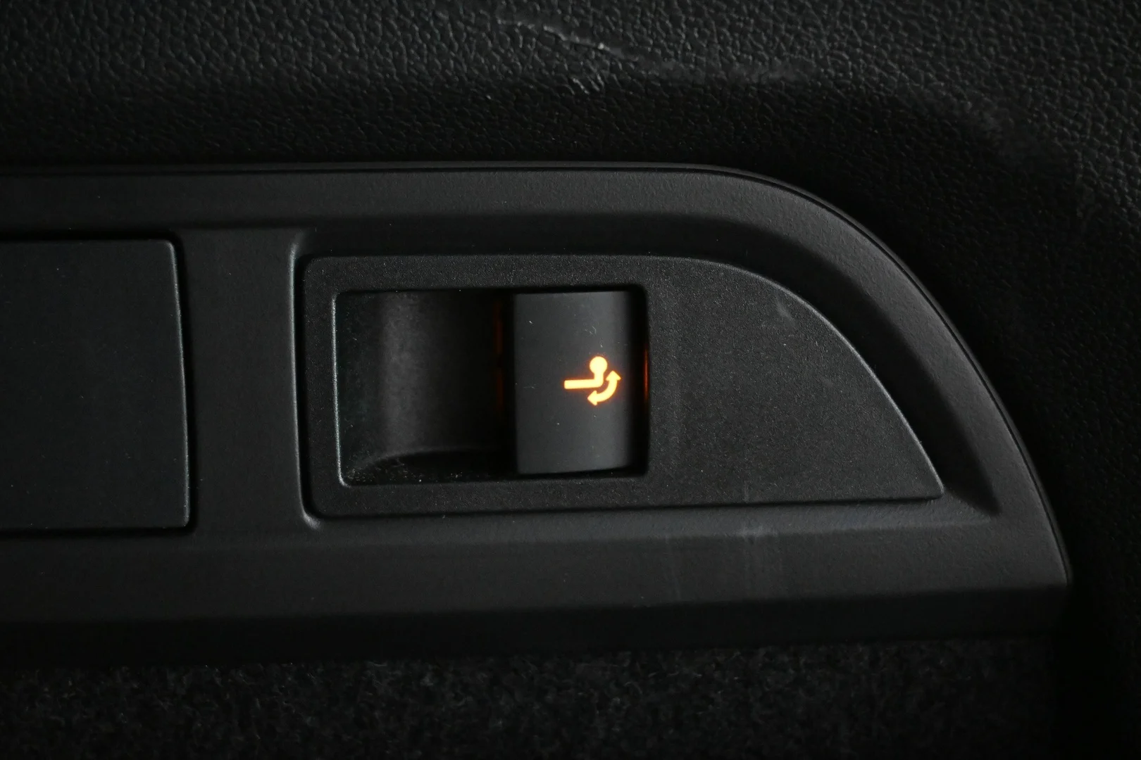 Car Image - 7kjUt2NC4uEfZcjCPu6rhK