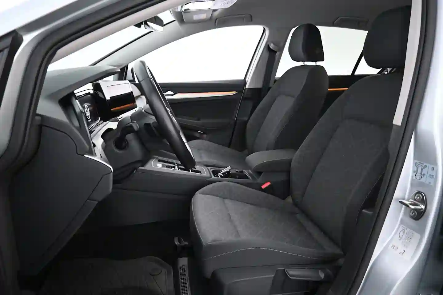 Car Image - 5pmd5VnyFREJ6jNsJHwIBt