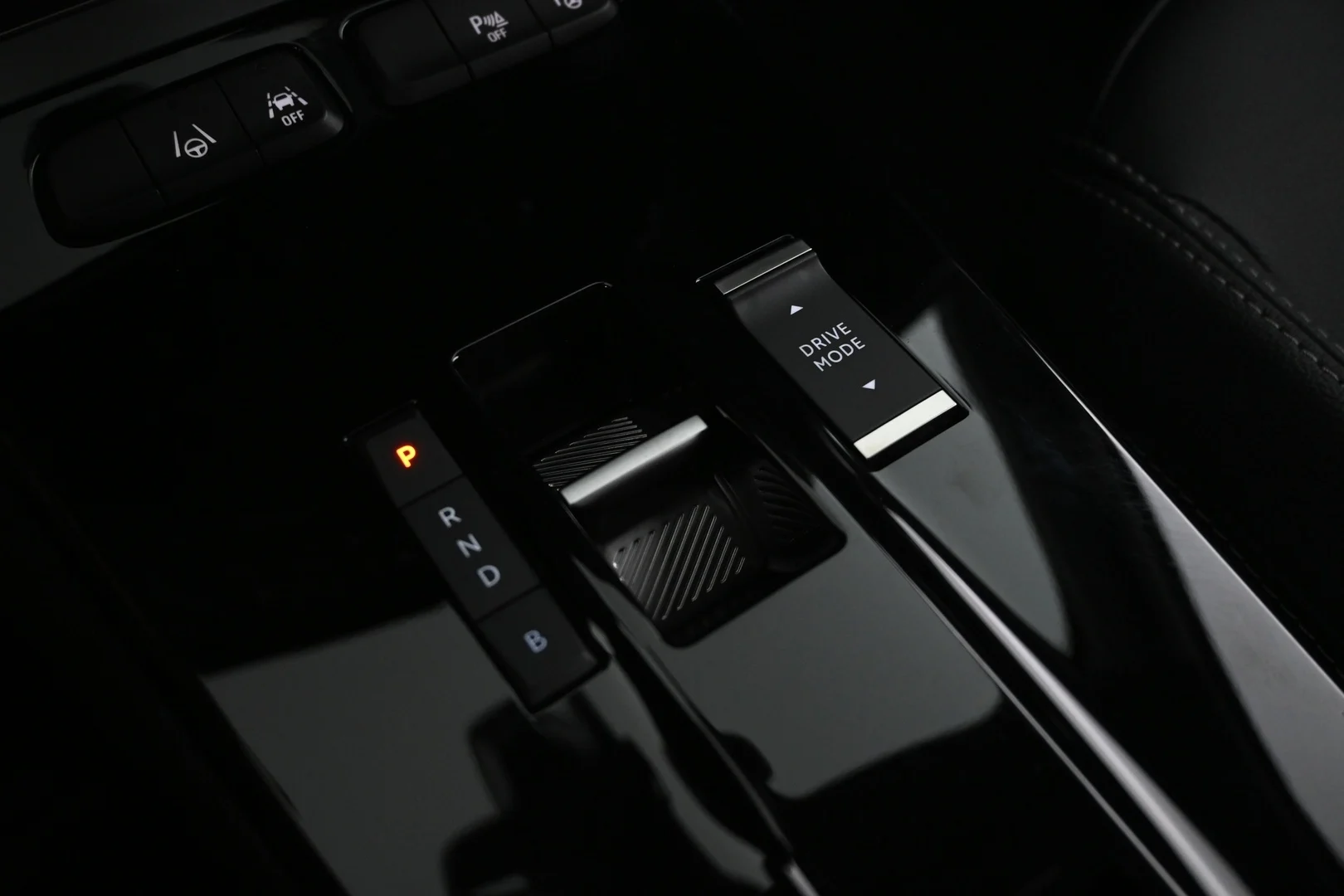 Car Image - MQAMostBLpmD1yynrSyfX