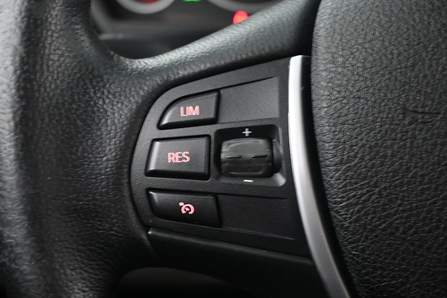 Car Image - 2K3HrVKyaFTyl3zrPBcKZB