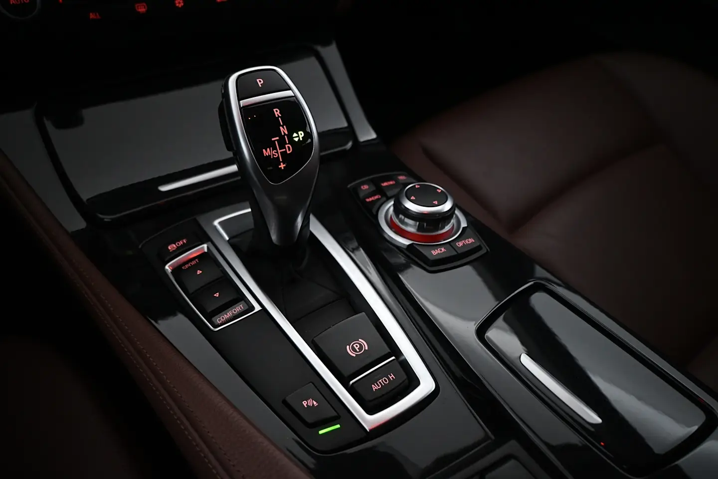 Car Image - T1eDD4zF2K8G1tlfFP0kL