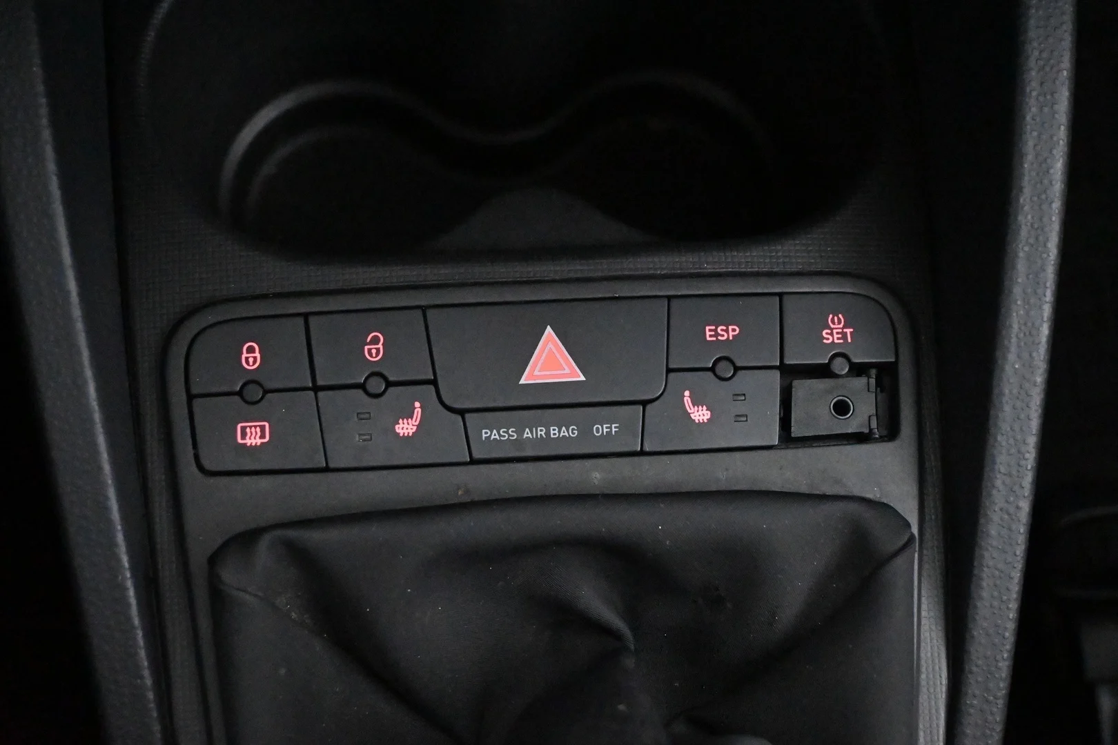 Car Image - 27WvCI1Hhc5UTsZ3AX0Iea