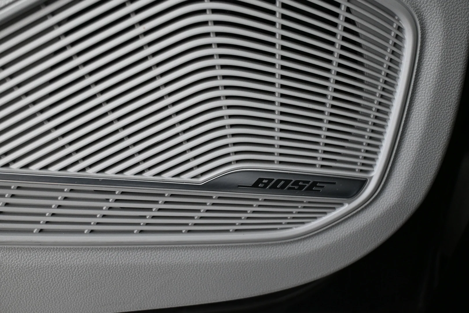 Car Image - 58hUx8bsjXPiB9Y279HqEH