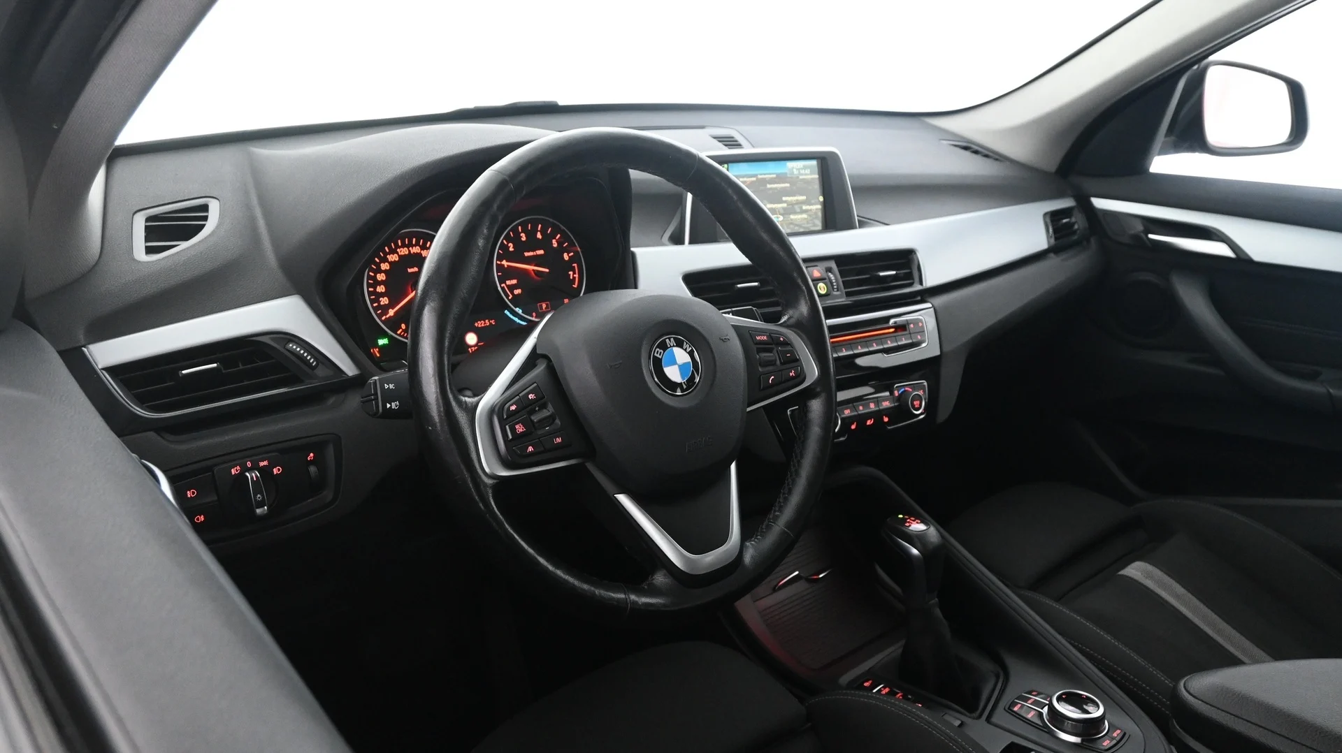 Car Image - 2qtBP7nYMcFiVnXSHBDyWq