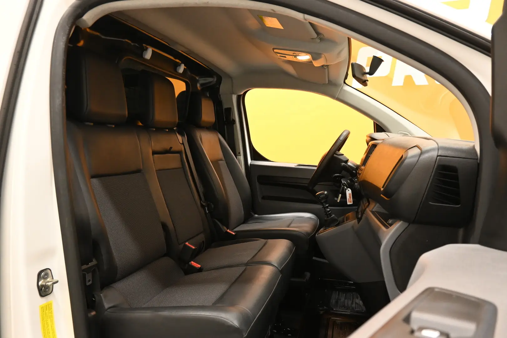 Car Image - 7KtFOmeqovozXjQh35xxw1