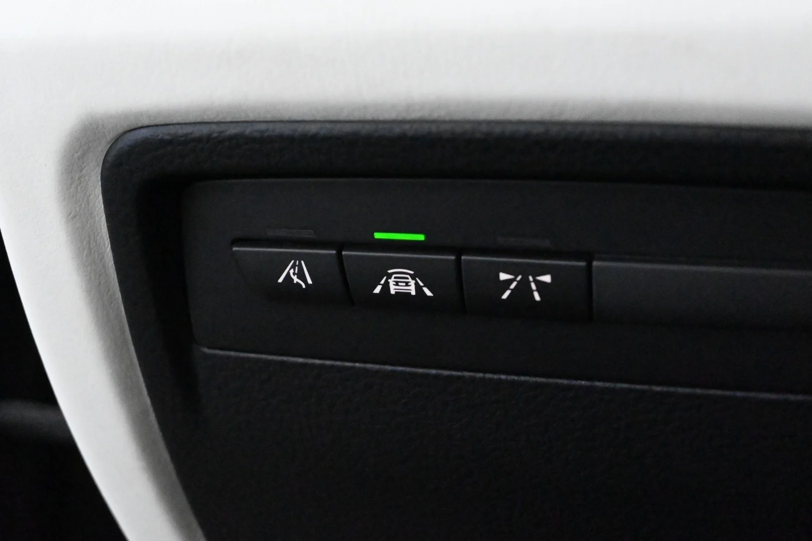 Car Image - 6PtsdkkKhOrcl0sljiF3dF