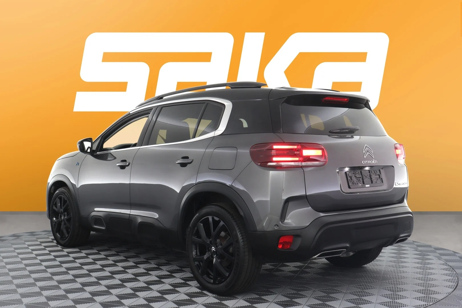 Car Image - RWUy3nRKs5nhBt9tKluTJ