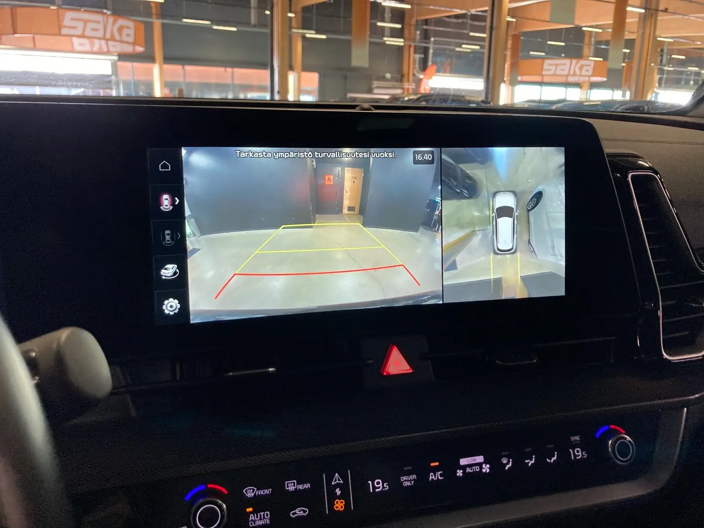 Car Image - 6P6JRHdS2MYx1D0VZuDf2S