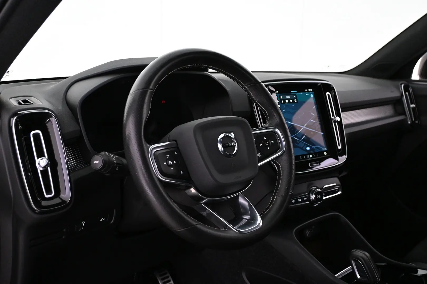 Car Image - 40C4E9Zyb04wqDXehTeDHY