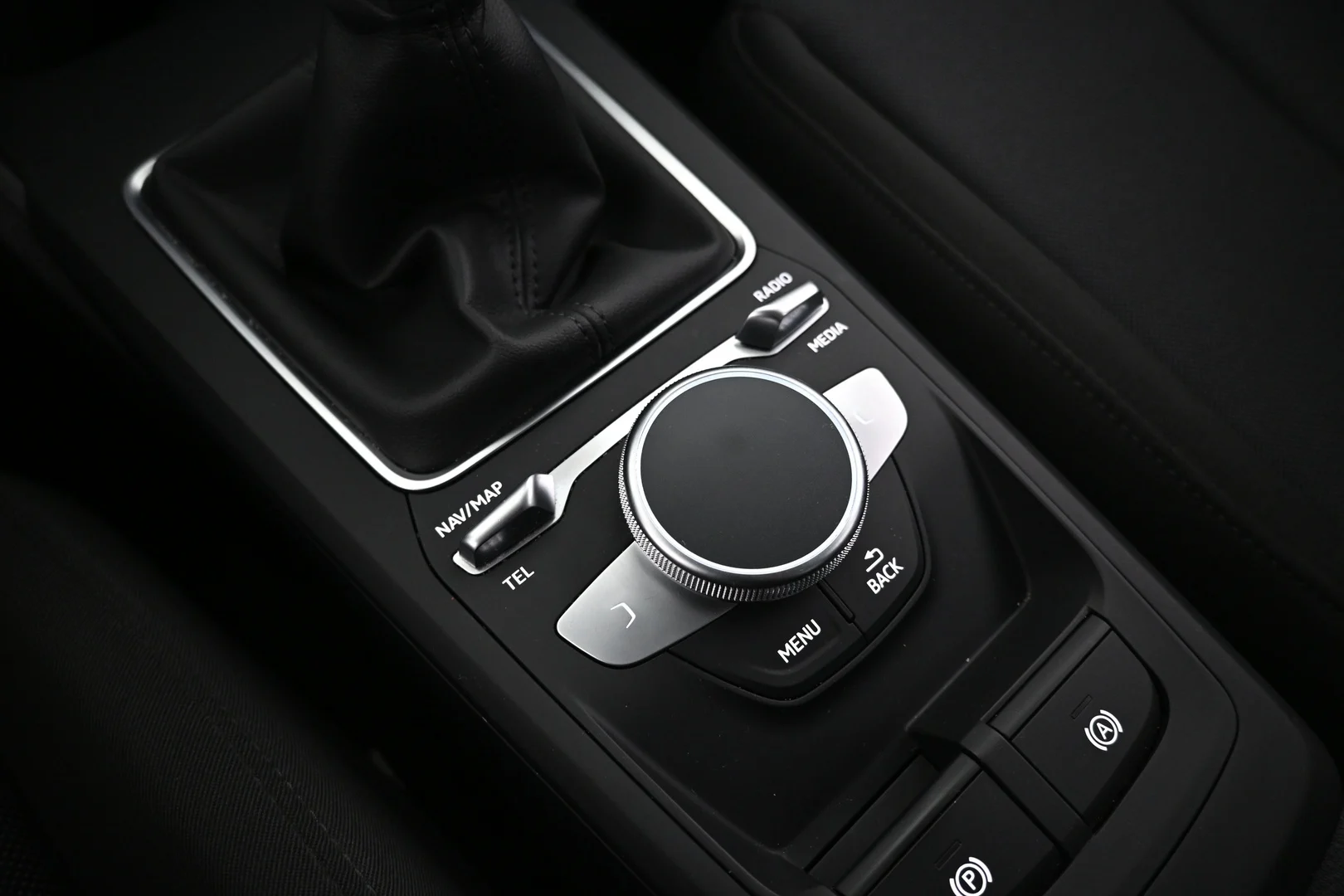 Car Image - 6cKqnYwE30jjVfNRVbUqIG