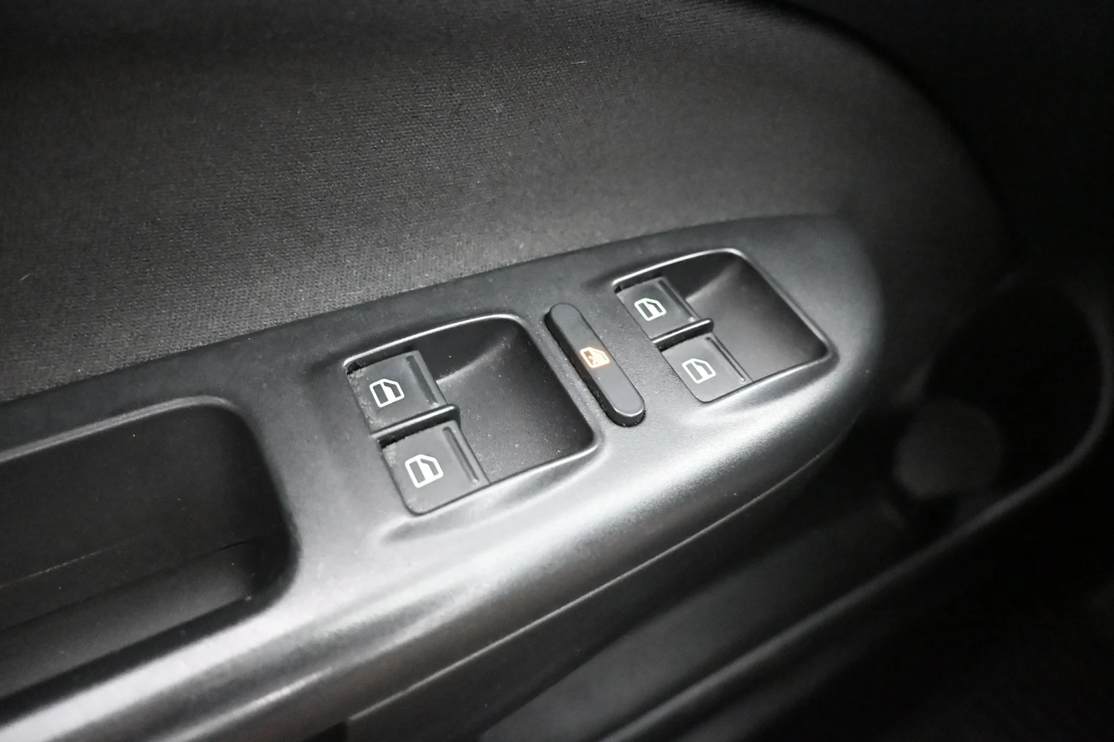 Car Image - 75MhRN1dHfgi64CAg0T1ty