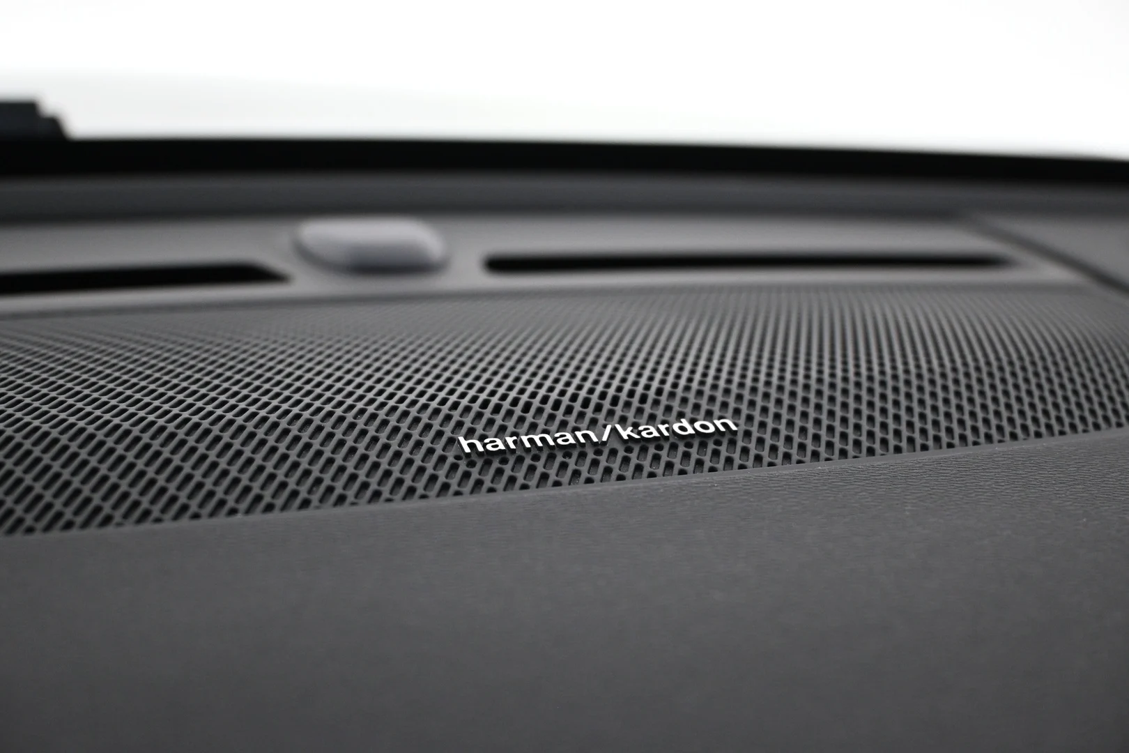 Car Image - 2L4mb0rJTO92G5GIX6KOkT