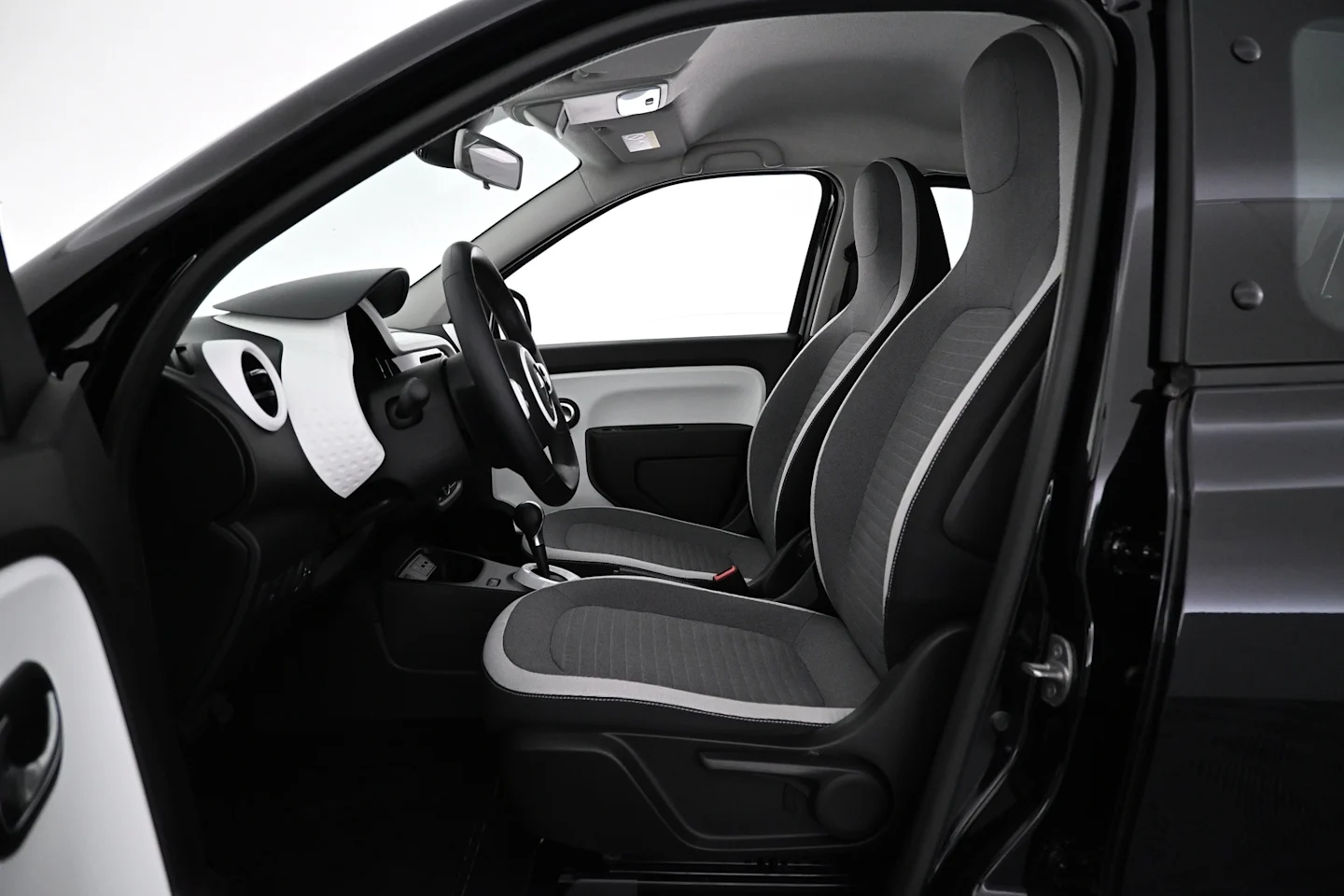 Car Image - 2QrjVV9GA8Ebu4kRGoZcWS