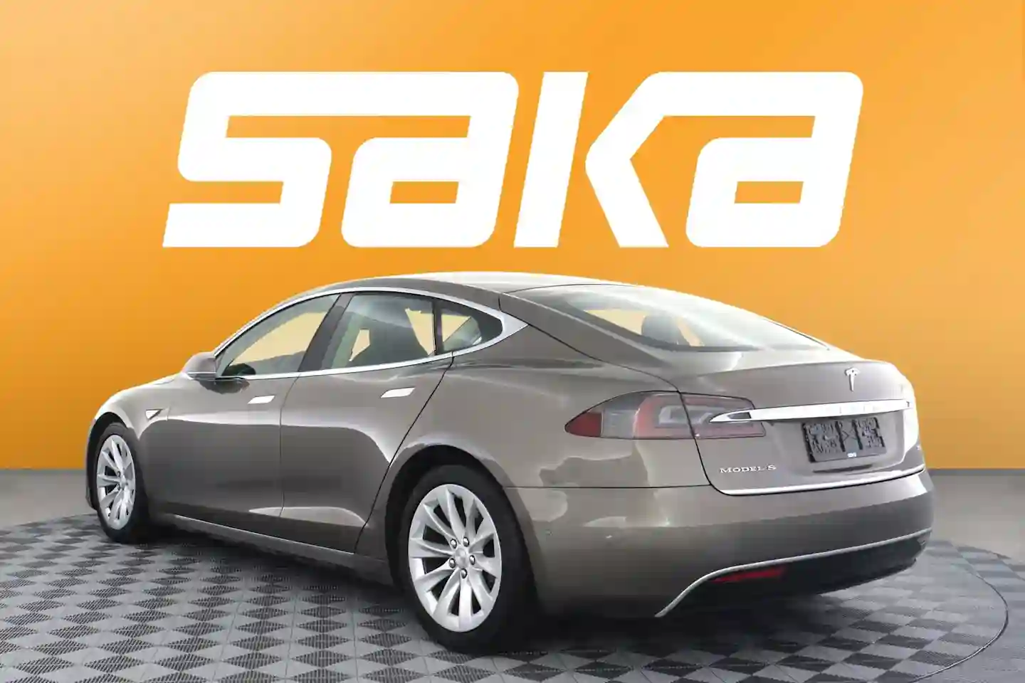 Car Image - 7KlrH1ZIuLLxiwgLjFzlri