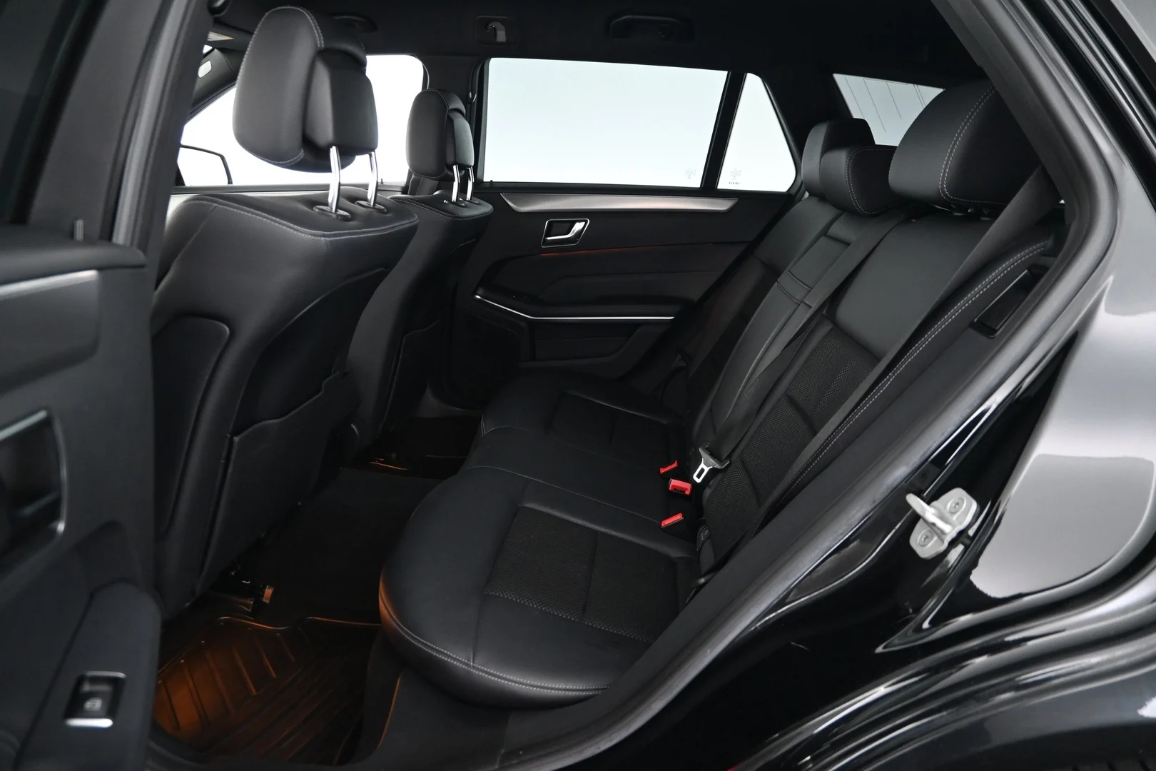 Car Image - 5elYf80JxuBhuMjtxi5uoS