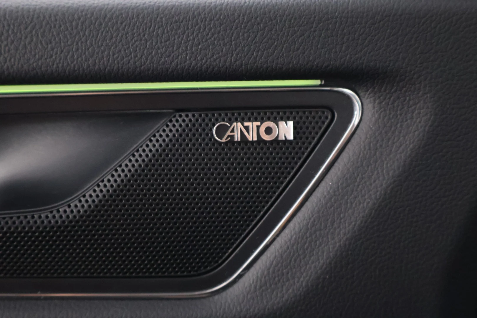 Car Image - XPS1i8zG5o9LzlfuDNN4I