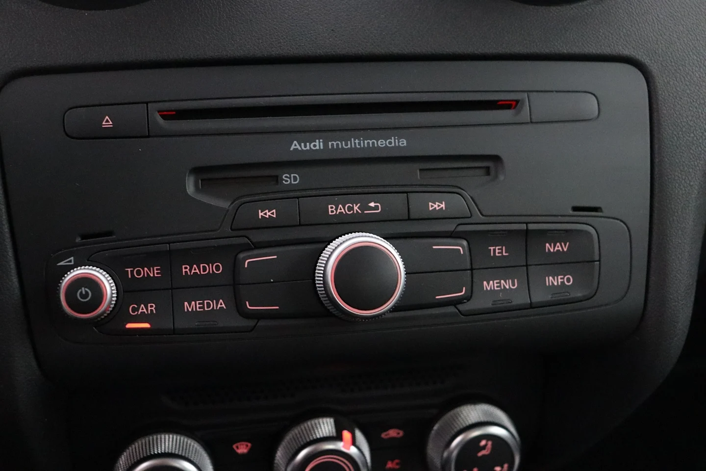 Car Image - 7sZZgOqkJSCx4BMEMNiZKI