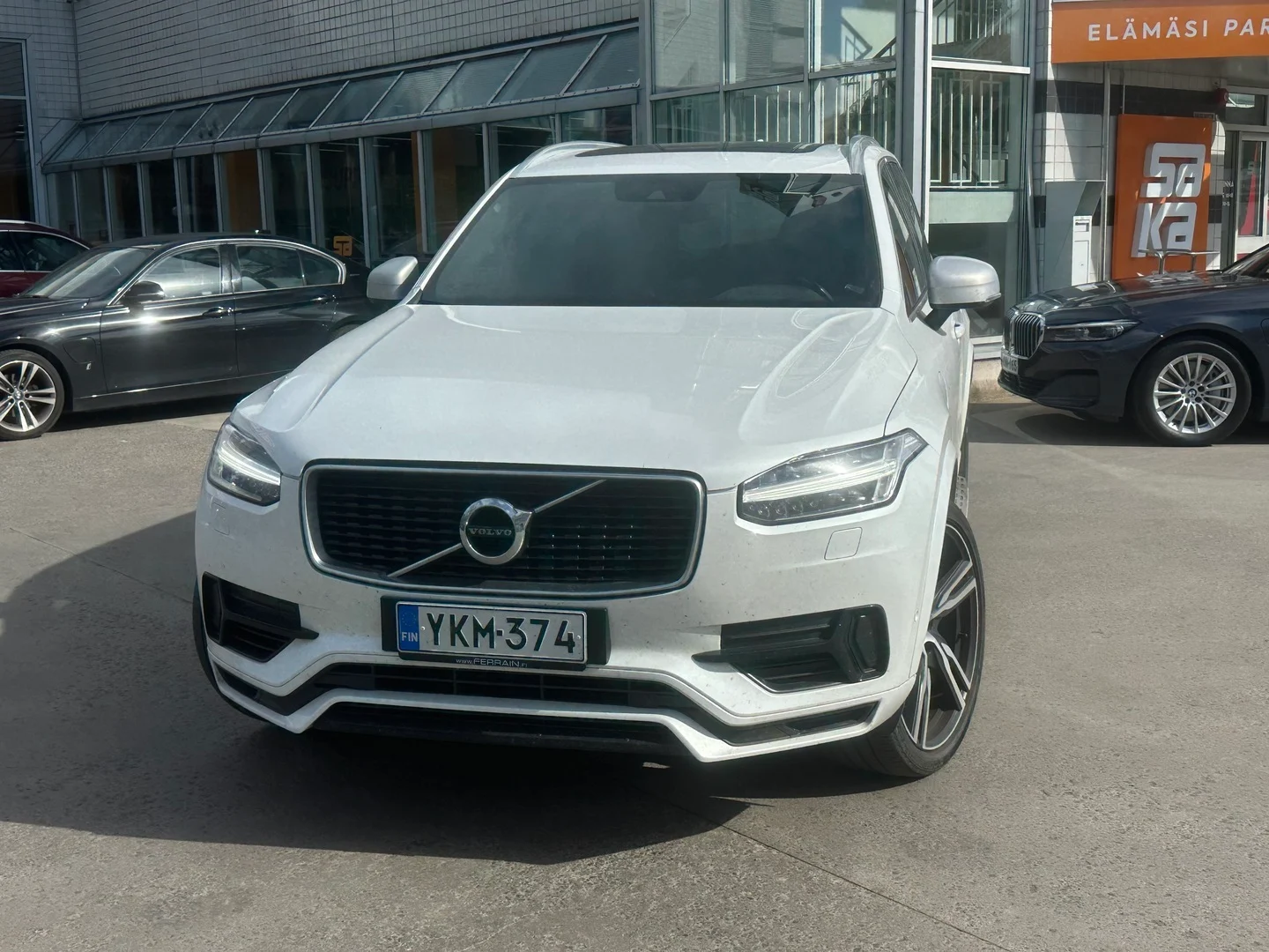 Car Image - 2XhKx1QEccalSaDDFaVkYF