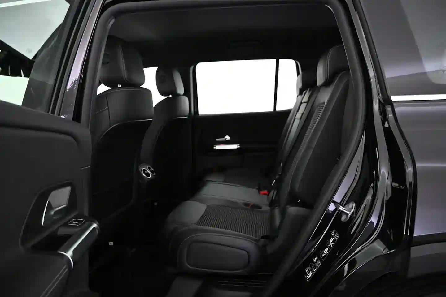Car Image - 38vXukjXFUQDAlISBThIOd