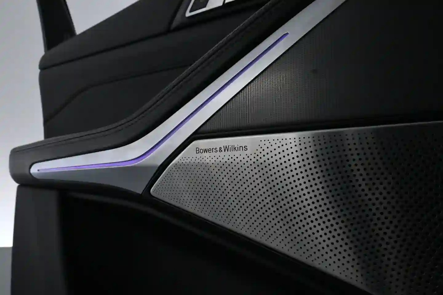Car Image - Sv62XHijIJm7wCdT6iU6F