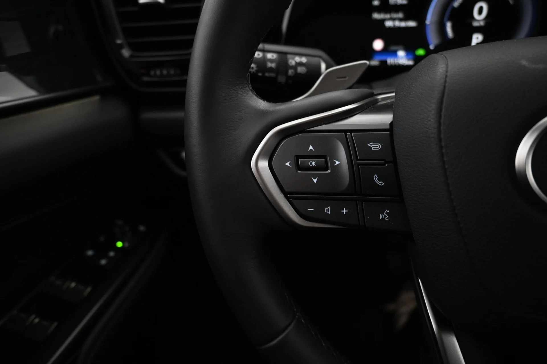 Car Image - 5fqYJBbXowPP5dswGb3Gwz