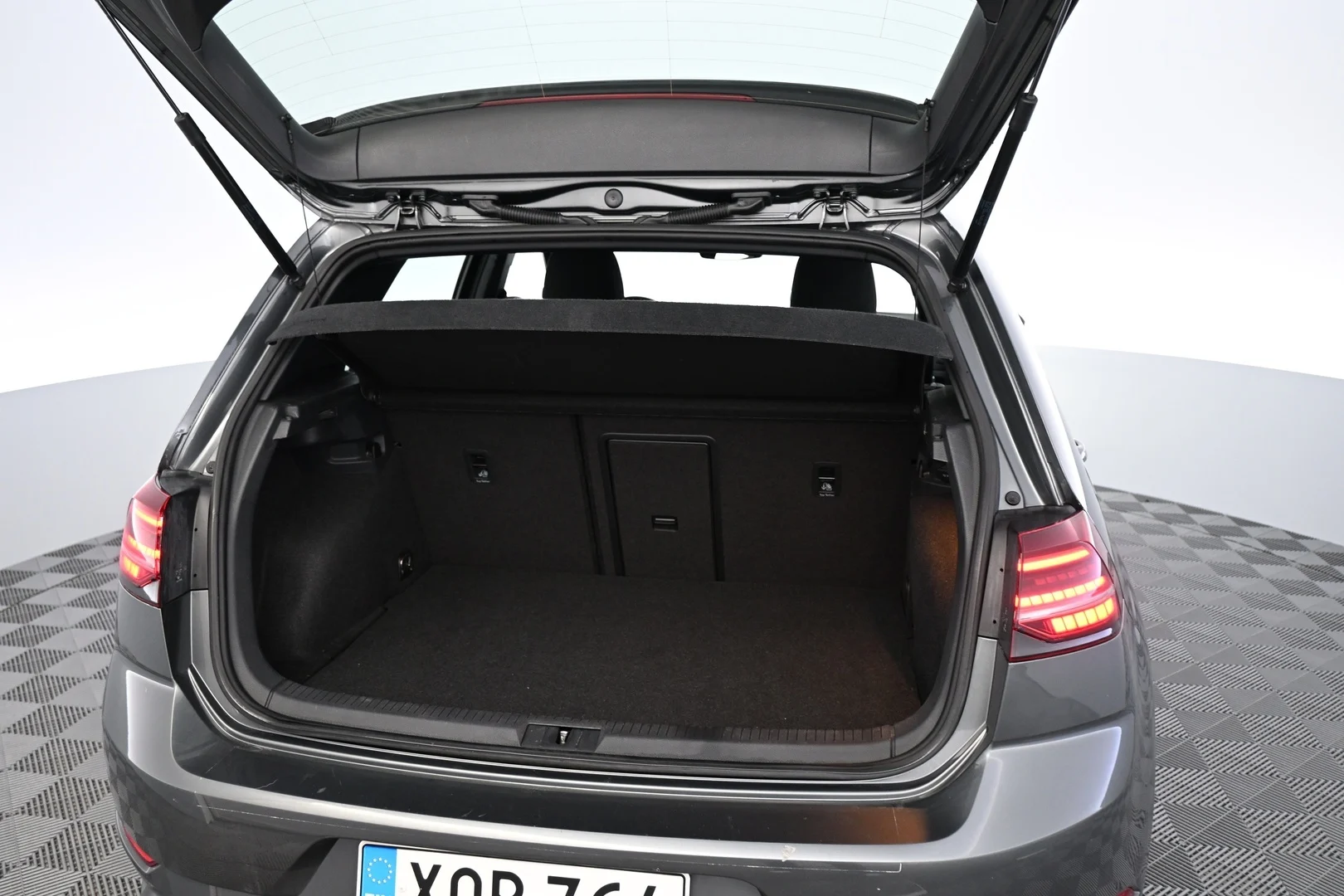 Car Image - 2dvUuWSm3NhRQcbWgSULSk