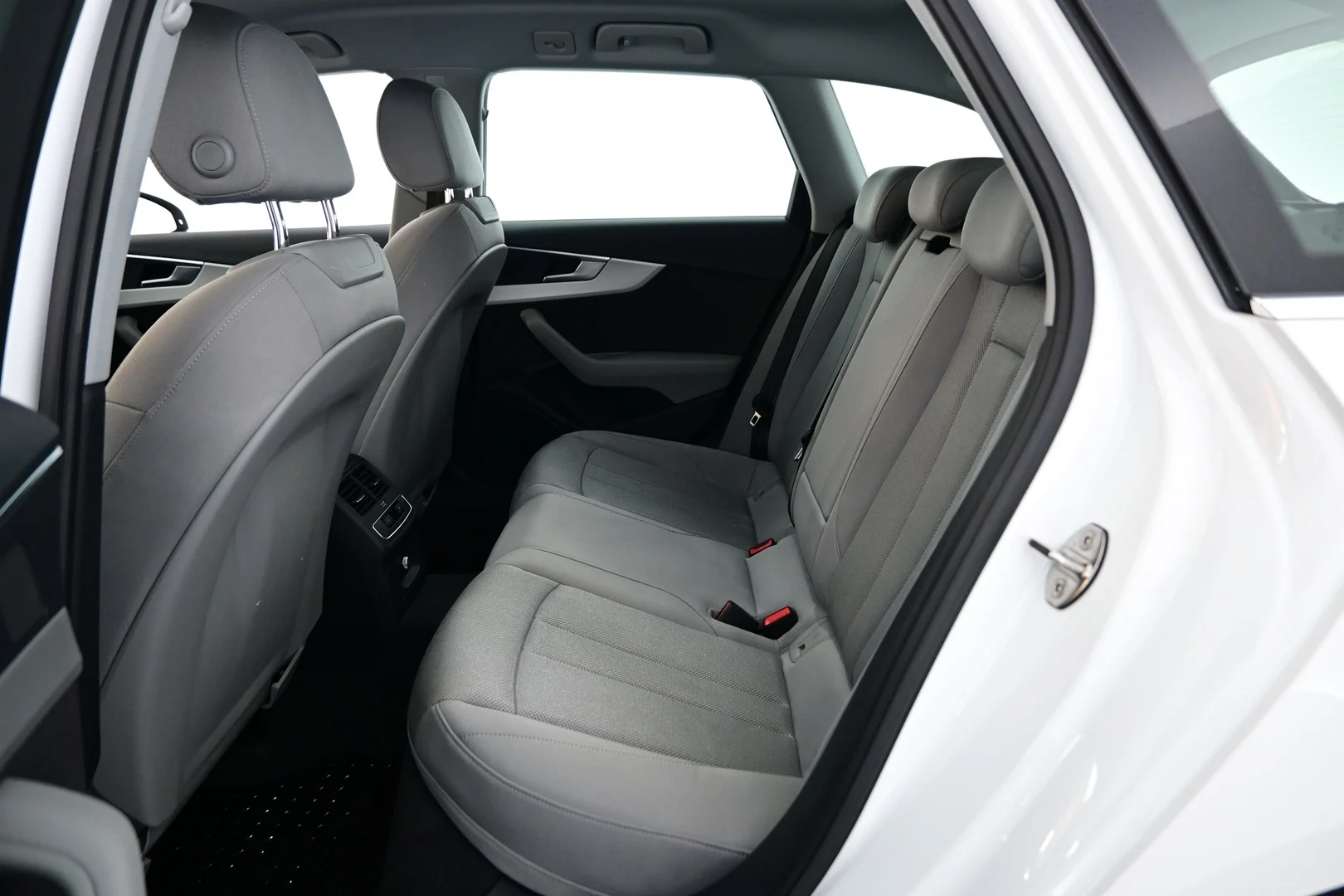 Car Image - 7DM3aT8zI9epeJ5UEXpa55