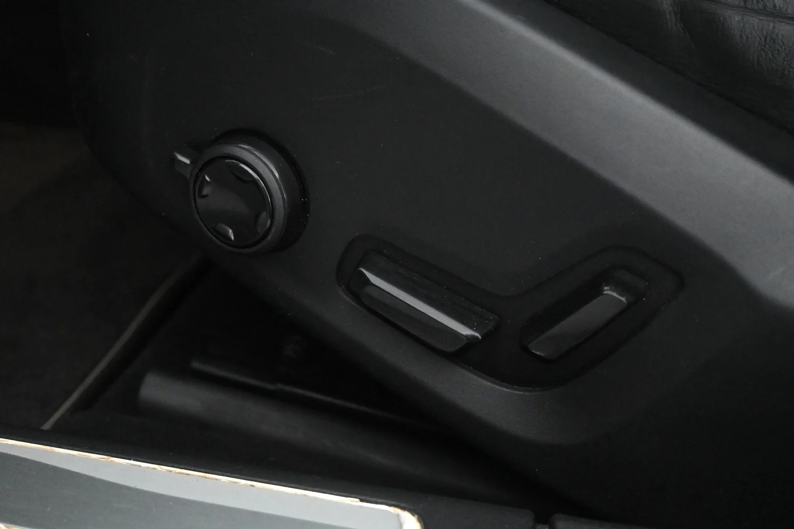 Car Image - 3dDIbcUP8fIwrfUQjoBeKF