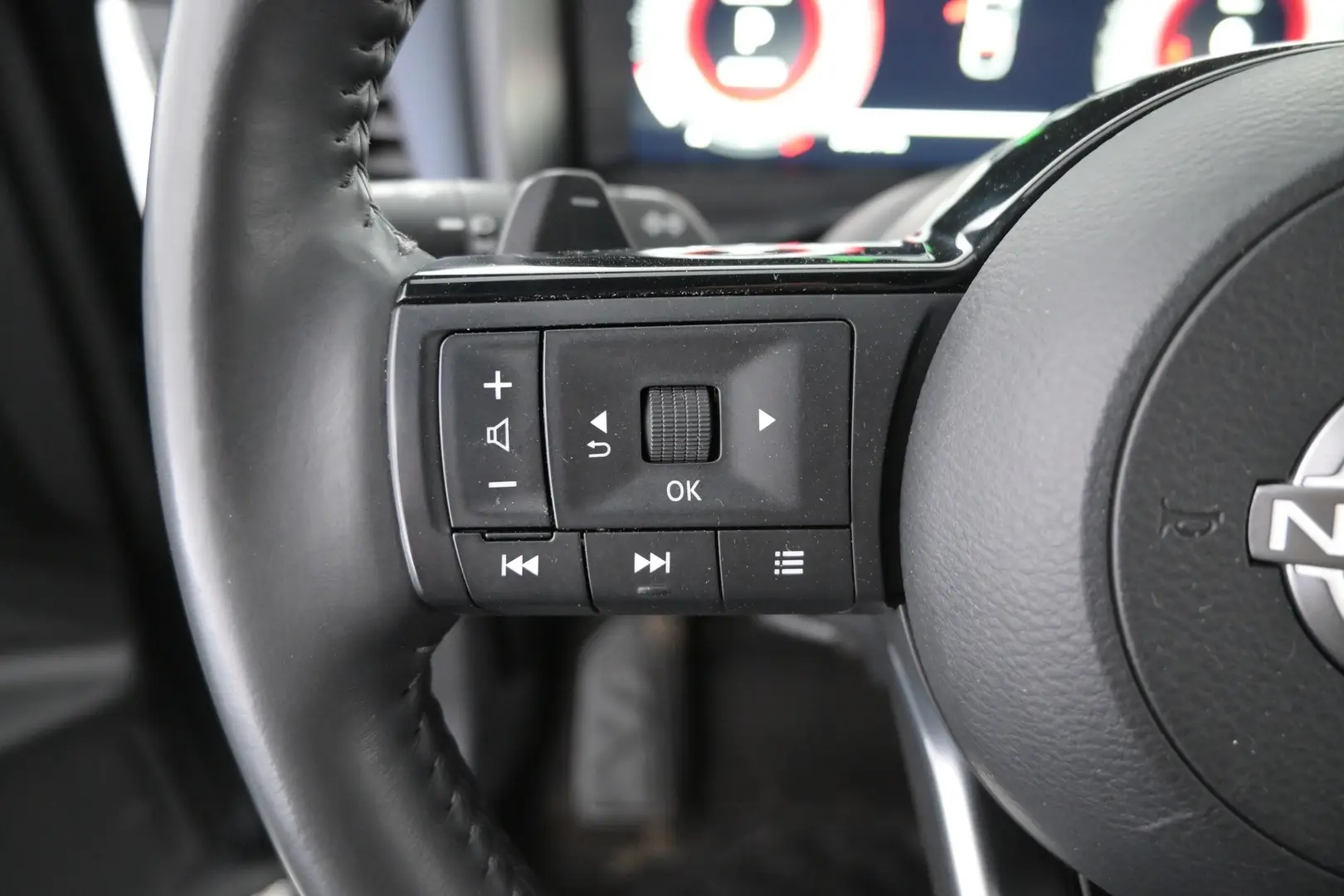 Car Image - 6lwoF4ud9Erh5lqiZNMmNv