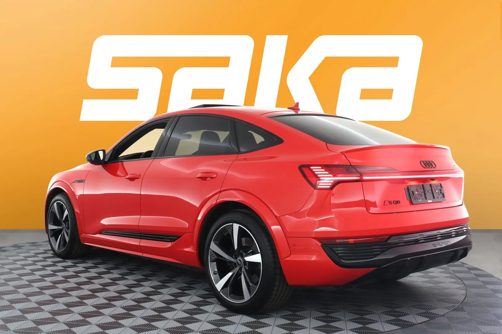 Car Image - 79TG8GiCDd5e8RDns5ghYe