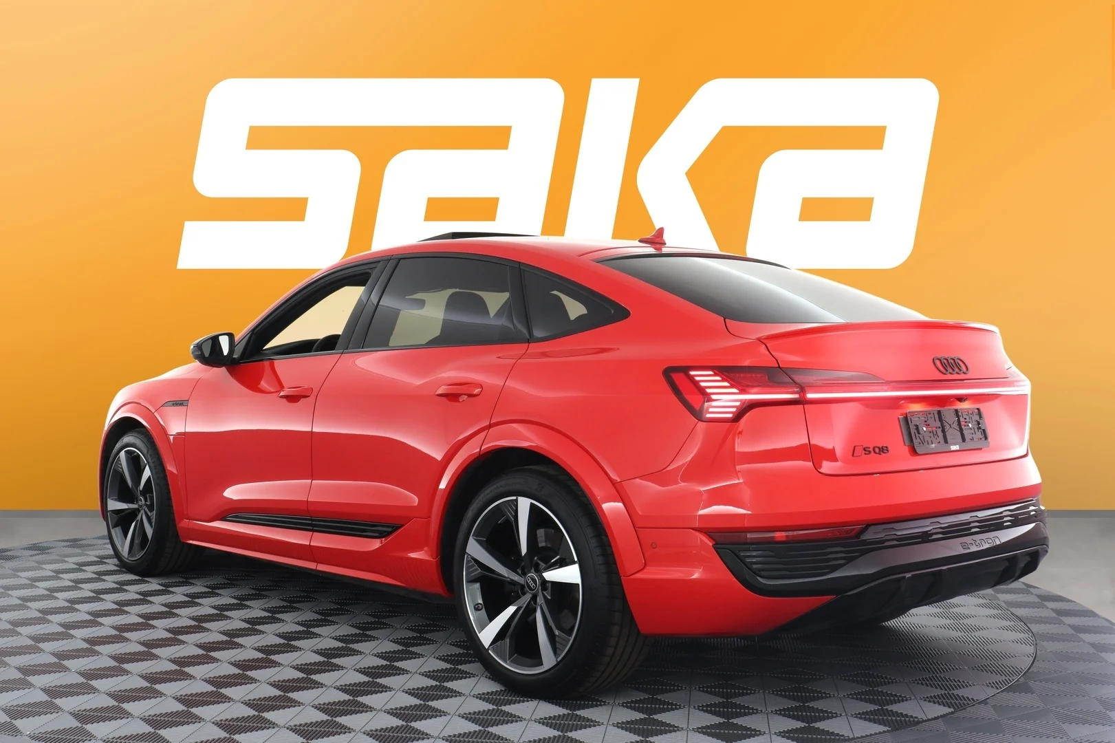 Car Image - 79TG8GiCDd5e8RDns5ghYe